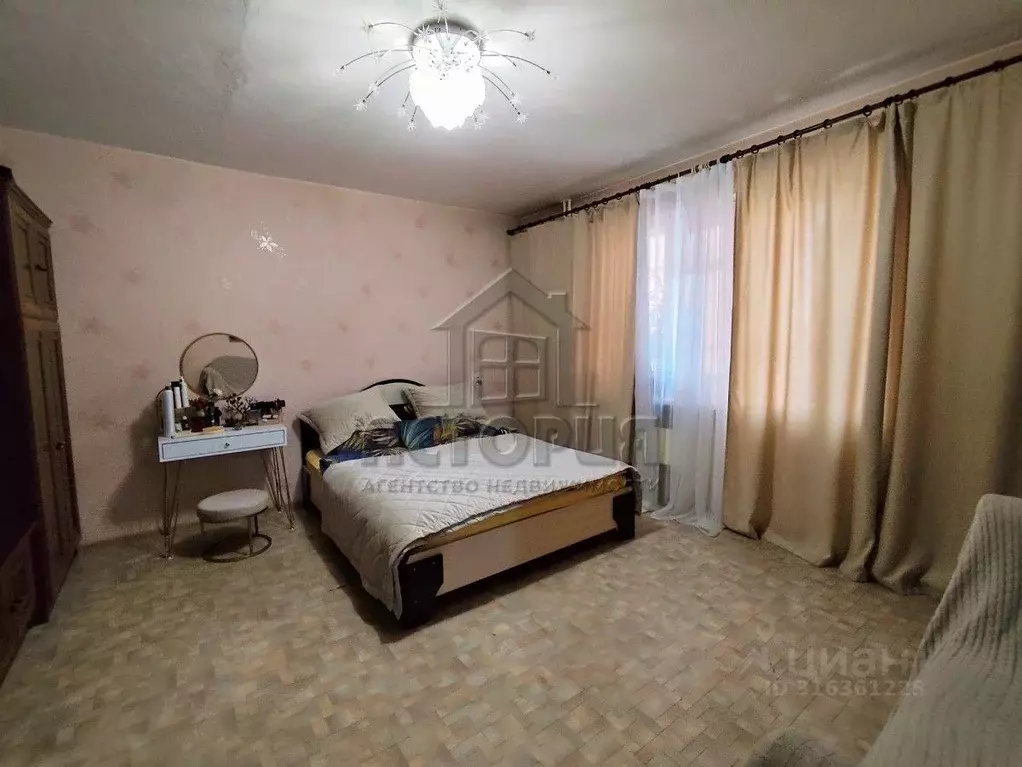 2-к кв. Красноярский край, Красноярск ул. Шевченко, 88 (52.5 м) - Фото 0