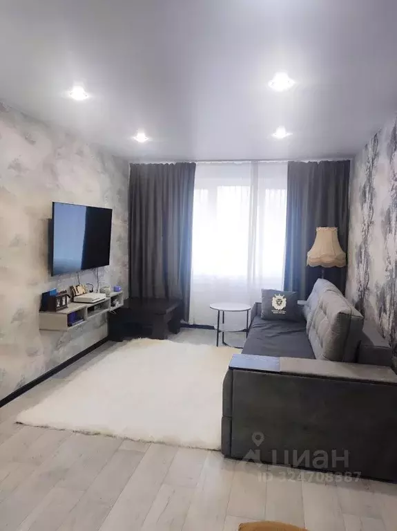 3-к кв. Самарская область, Тольятти ул. Лизы Чайкиной, 49 (65.0 м) - Фото 1