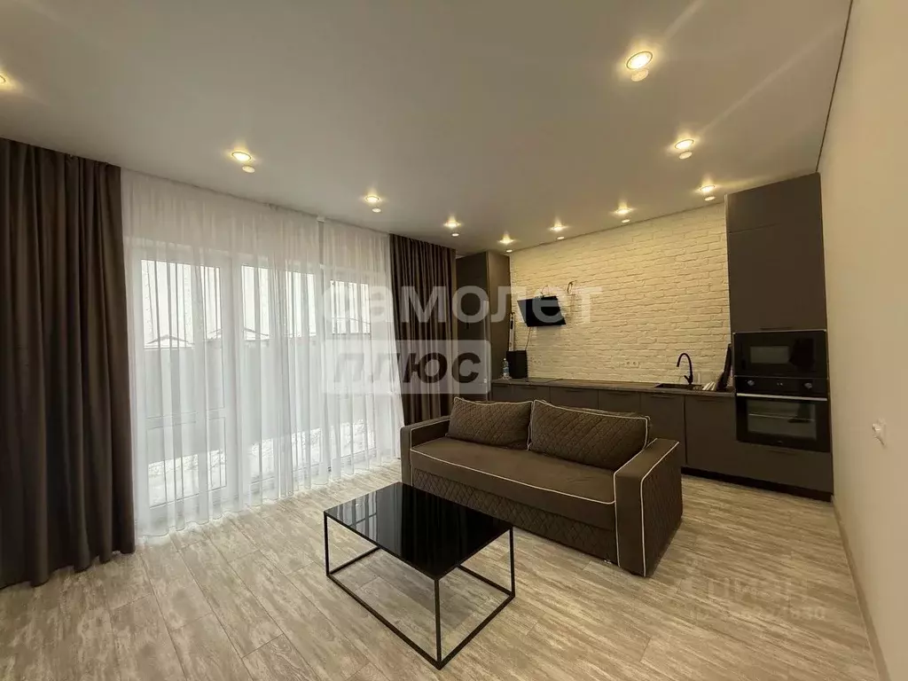 Дом в Краснодарский край, Динская ст-ца ул. Янковского (95 м) - Фото 1