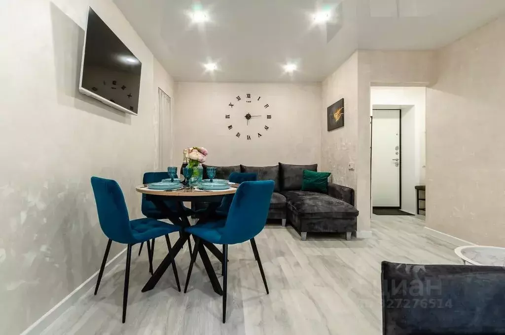 2-к кв. Псковская область, Псков наб. Реки Великой, 4 (50.0 м) - Фото 2