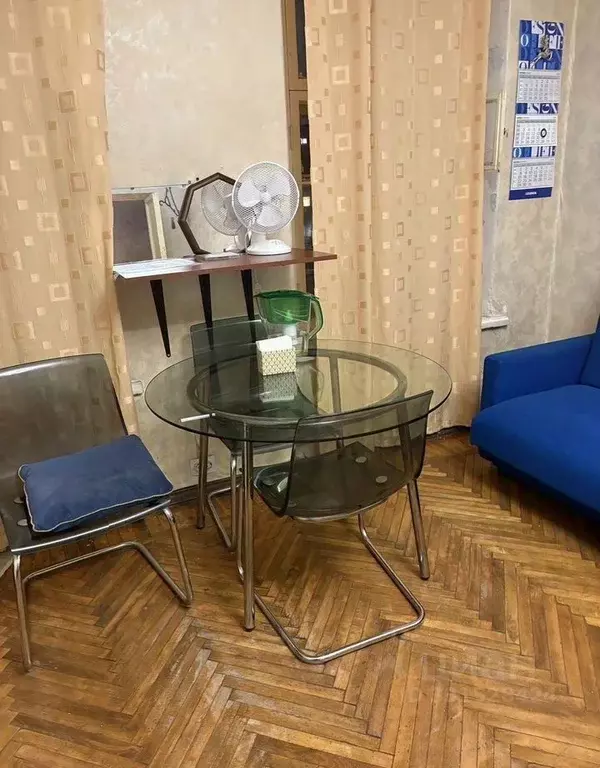 Комната Санкт-Петербург Старо-Петергофский просп., 54 - Фото 1