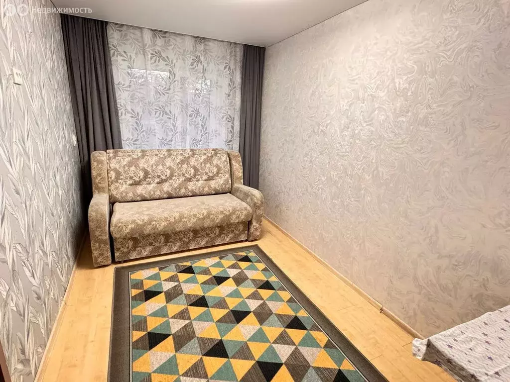 1к в 5-комнатной квартире (10.2 м) - Фото 1