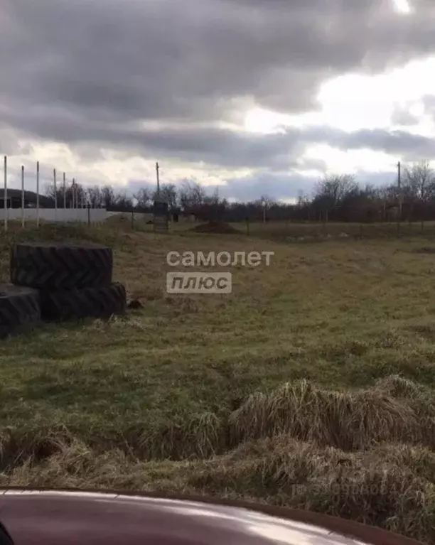 Участок в Краснодарский край, Абинский район, Ахтырское городское ... - Фото 1