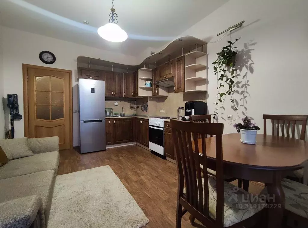 1-к кв. Ханты-Мансийский АО, Нижневартовск ул. Мусы Джалиля, 15 (63.1 ... - Фото 1