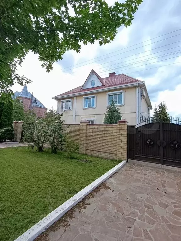 Коттедж 300 м на участке 15 сот. - Фото 0