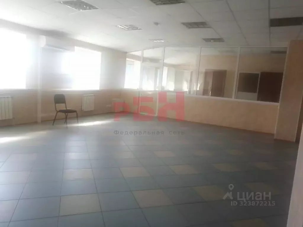 Офис в Омская область, Омск ул. 10 лет Октября, 166/1 (200 м) - Фото 2