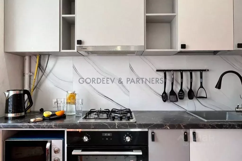 2-к кв. Татарстан, Казань ул. Нурсултана Назарбаева, 43 (43.0 м) - Фото 2