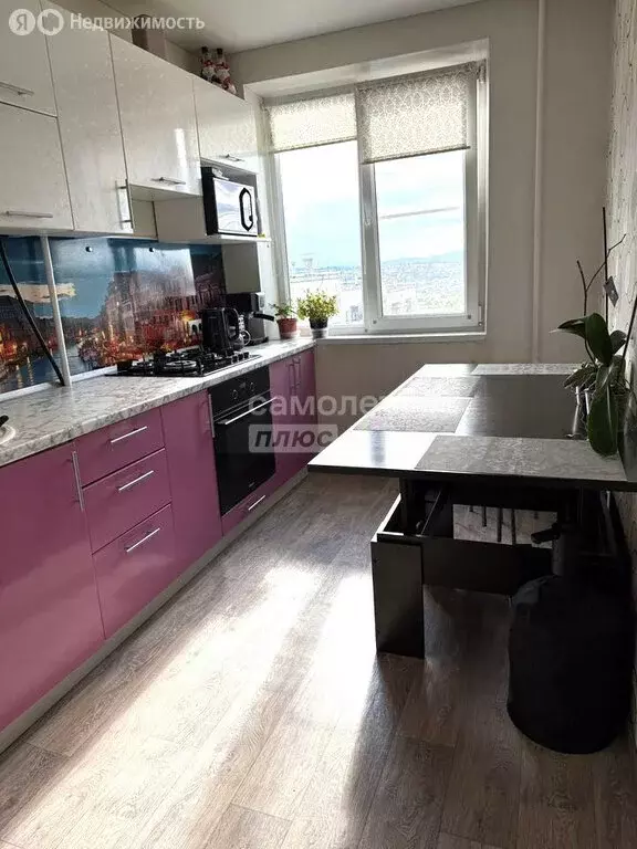 2-комнатная квартира: Миасс, Гвардейская улица, 17 (50 м) - Фото 0