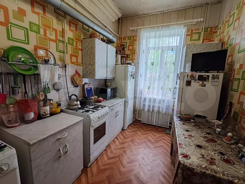 Комната 15,6 м в 3-к., 1/2 эт. - Фото 0