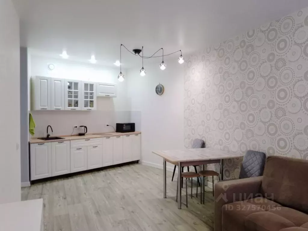 1-к кв. Свердловская область, Екатеринбург ул. Мраморская, 6 (51.0 м) - Фото 2