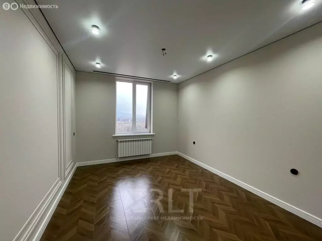 2-комнатная квартира: Махачкала, улица Лизы Чайкиной, 80 (57 м) - Фото 2