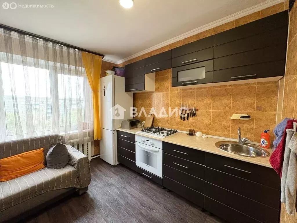 3-комнатная квартира: Майкоп, Шоссейная улица, 2 (63.3 м) - Фото 1