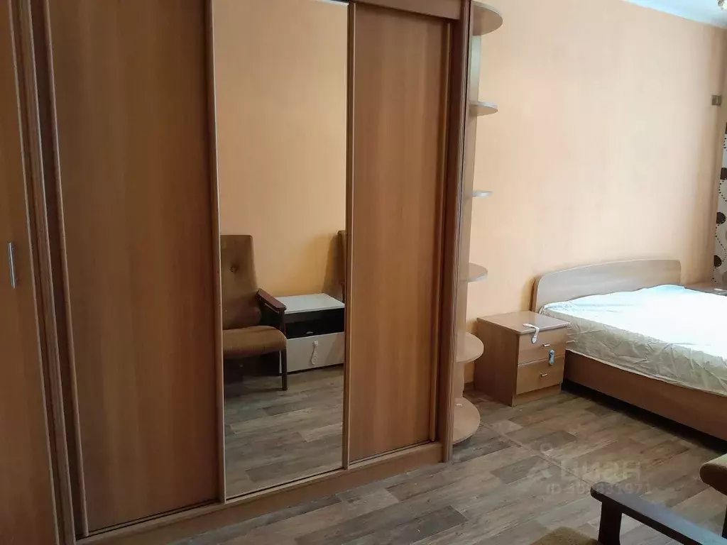 2-к кв. Кемеровская область, Новокузнецк просп. Бардина, 10 (45.0 м) - Фото 0