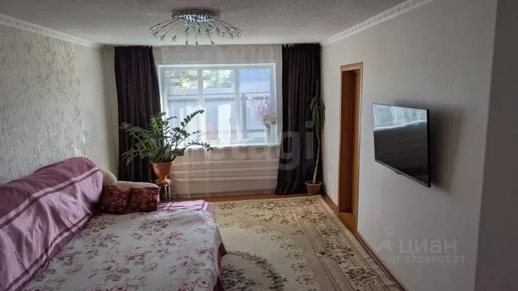 Дом в Алтайский край, Калманский район, с. Калманка ул. Дзержинского, ... - Фото 1