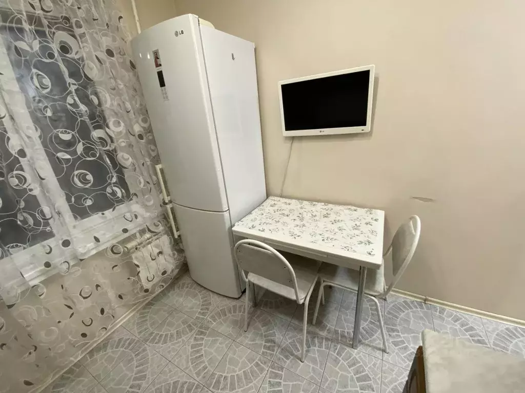 2-к кв. Самарская область, Тольятти Революционная ул., 76 (45.0 м) - Фото 1