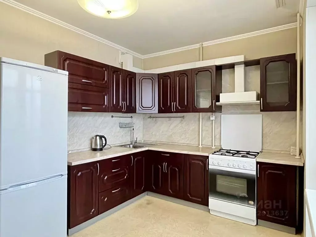 3-к кв. Омская область, Омск ул. 20 лет РККА, 63 (77.3 м) - Фото 1