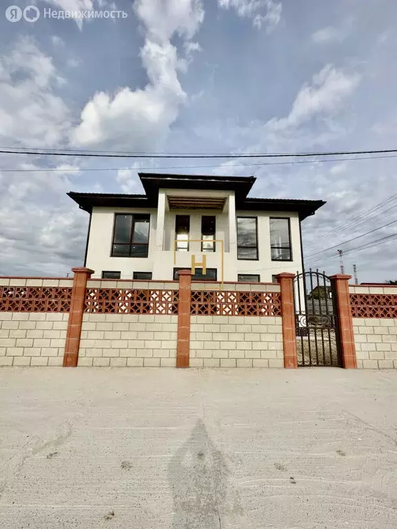 Дом в Сакский район, Молочненское сельское поселение, Прибрежная улица ... - Фото 1