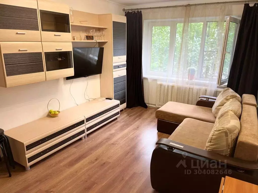 3-к кв. Ленинградская область, Гатчина ул. Крупской, 7 (58.0 м) - Фото 1