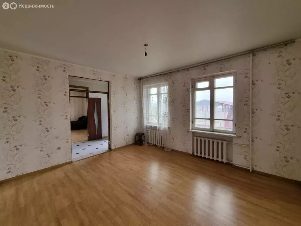 Дом в посёлок городского типа Заводской, 4-я линия, 44 (196 м) - Фото 1