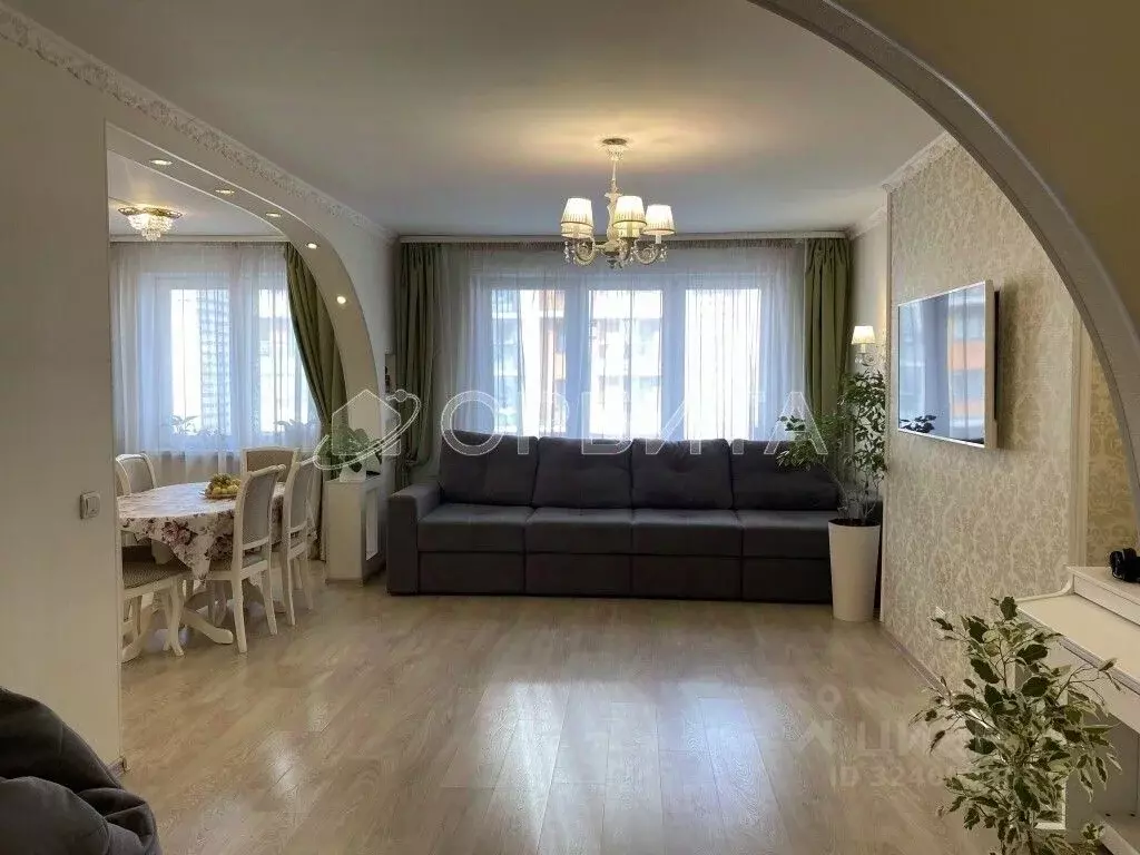 2-к кв. Тюменская область, Тюмень ул. Ю.-Р.Г. Эрвье, 28 (82.0 м) - Фото 2