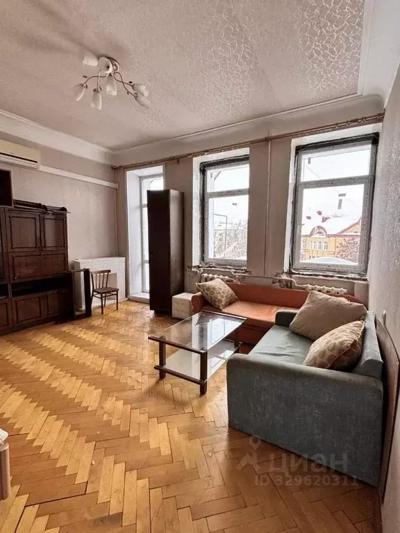 3-к кв. Кировская область, Киров ул. Ленина, 79 (76.0 м) - Фото 1