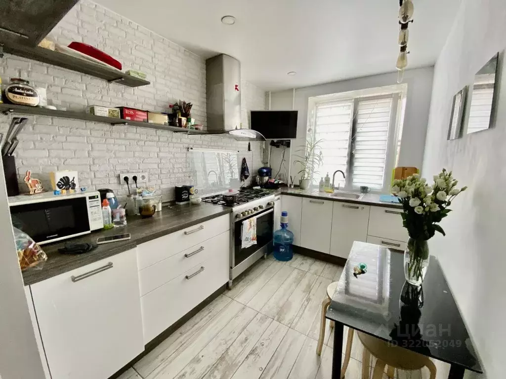 3-к кв. Московская область, Наро-Фоминск ул. Бобруйская, 1 (62.0 м) - Фото 0