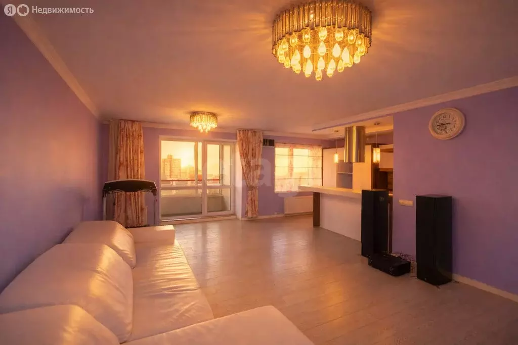 3-комнатная квартира: Тюмень, улица Ю.-Р.Г. Эрвье, 24к4 (87.4 м) - Фото 1