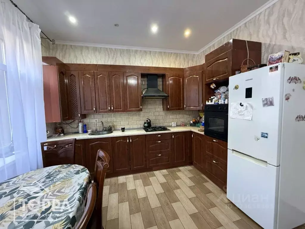 Дом в Крым, Евпатория ул. Вити Коробкова, 33 (131 м) - Фото 1