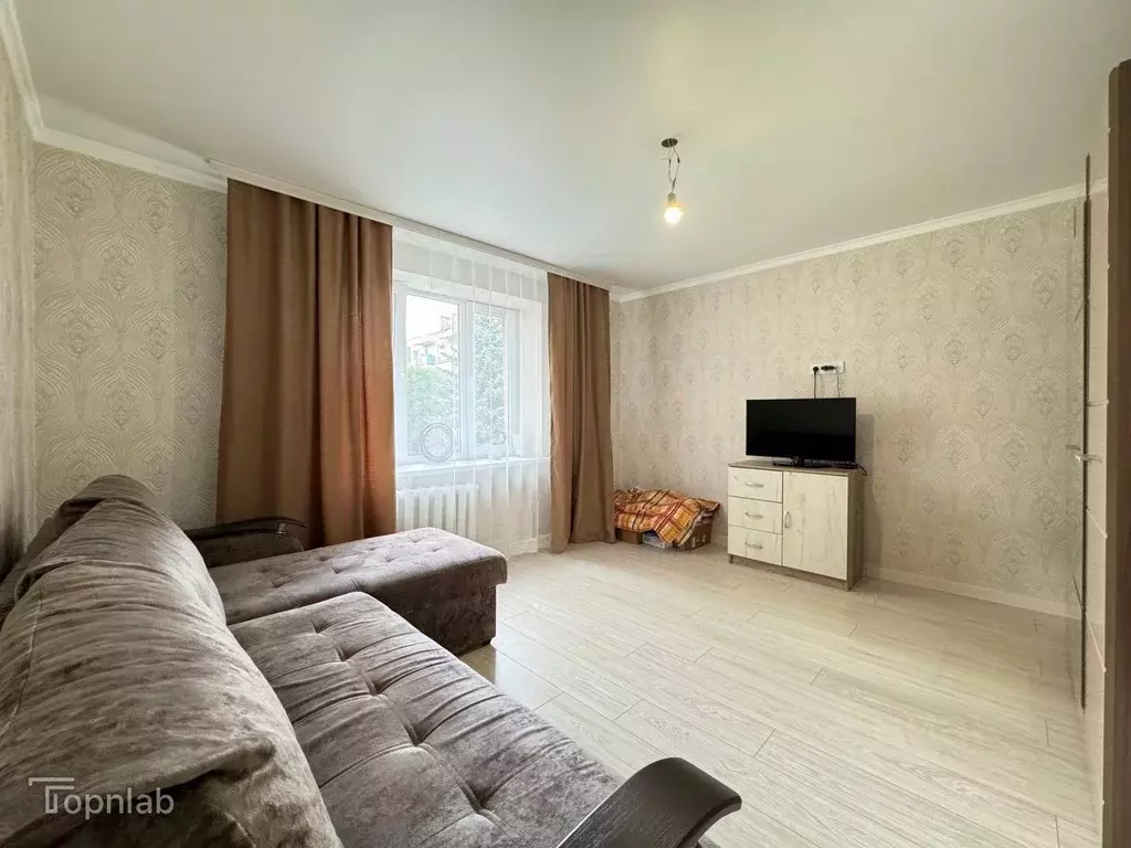 2-к кв. Кабардино-Балкария, Нальчик ул. Пачева (55.7 м) - Фото 1