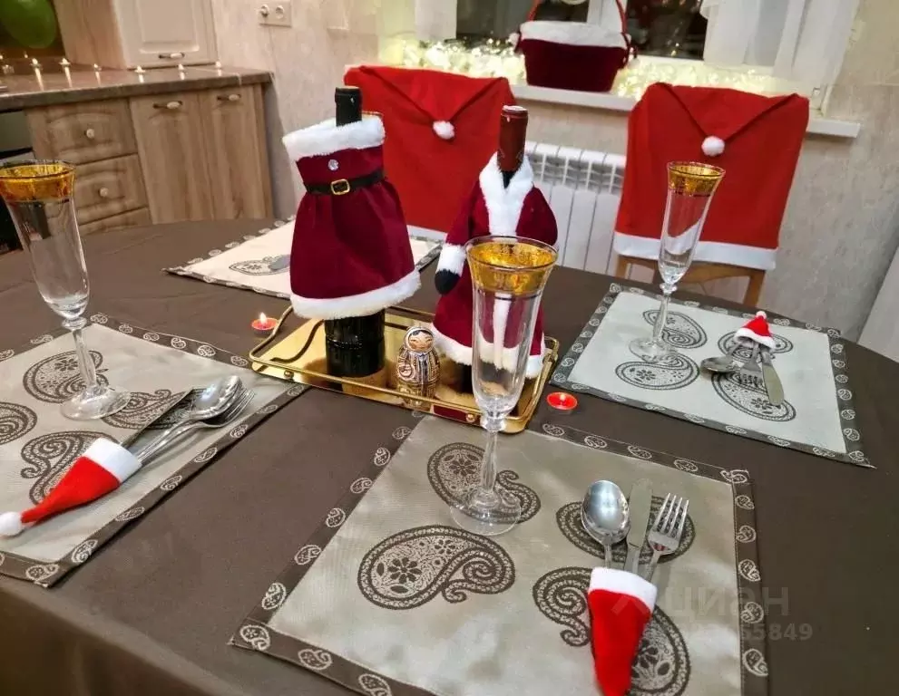 Дом в Омская область, Омский район, с. Красноярка ул. Крымская (180 м) - Фото 1