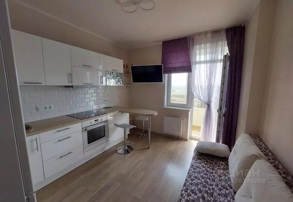 1-к кв. Свердловская область, Екатеринбург ул. Ухтомская, 3 (42.0 м) - Фото 2