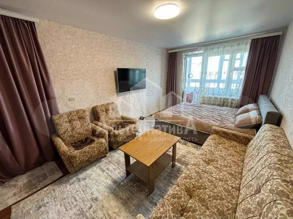 1-к. квартира, 40 м, 5/5 эт. - Фото 1
