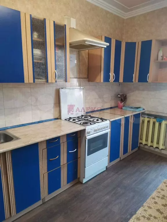 Комната 15 м в 4-к., 5/5 эт. - Фото 0