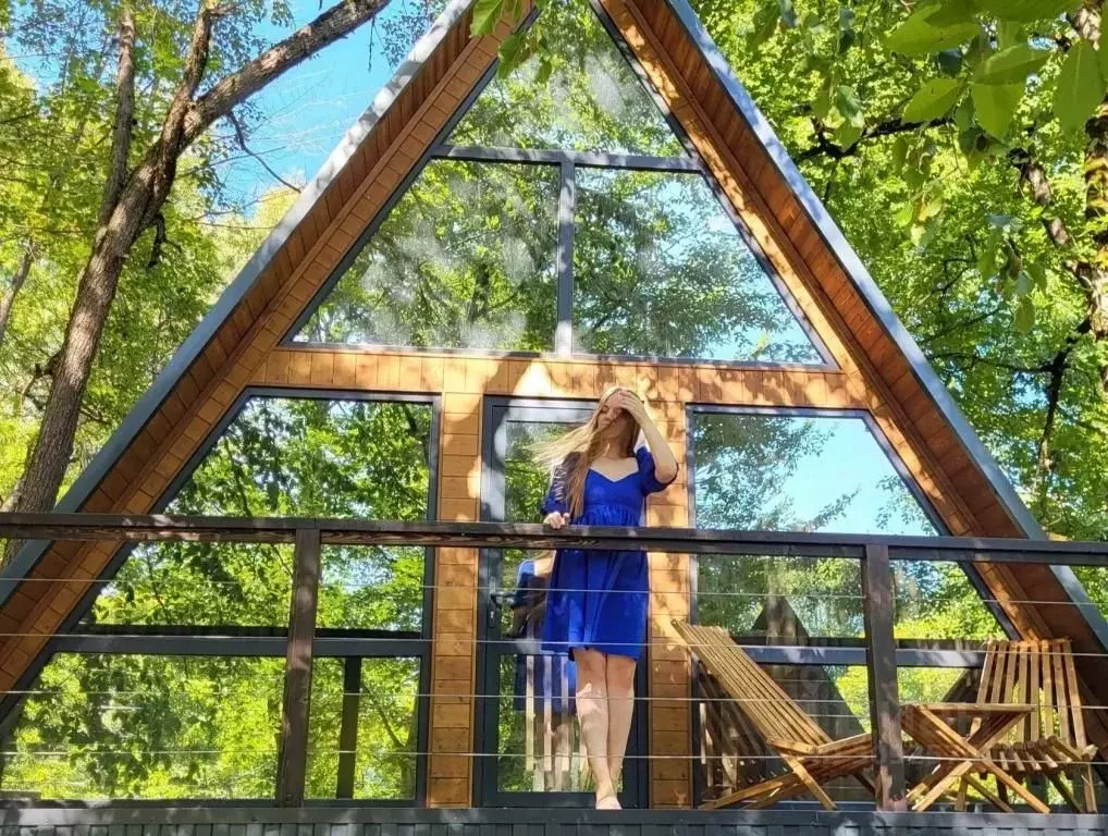 Комната Карачаево-Черкесия, Зеленчукский район, с. Архыз  (10.0 м) - Фото 1