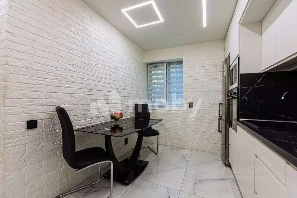 2-к кв. Калининградская область, Калининград Черниговская ул., 62 ... - Фото 1