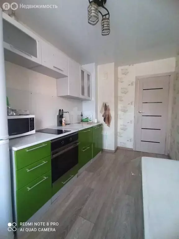 3-комнатная квартира: село Раздольное, улица 50 лет Октября, 5 (59.7 ... - Фото 1