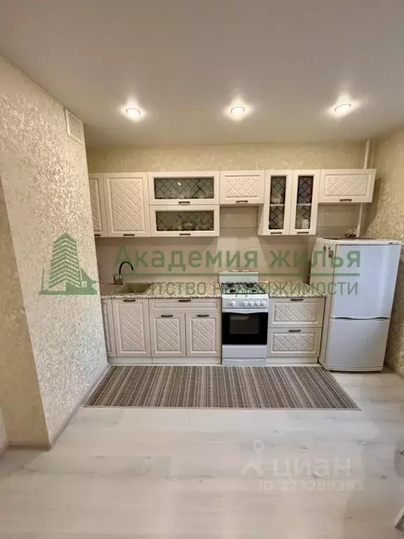 1-к кв. Саратовская область, Саратов ул. Имени С.П. Лисина, 14А (40.1 ... - Фото 2