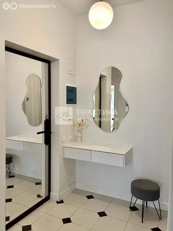 3-комнатная квартира: Красногорск, микрорайон Опалиха, Серебряный ... - Фото 1