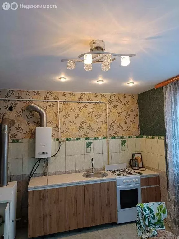 Дом в посёлок городского типа Томаровка, Гвардейская улица (80 м) - Фото 1