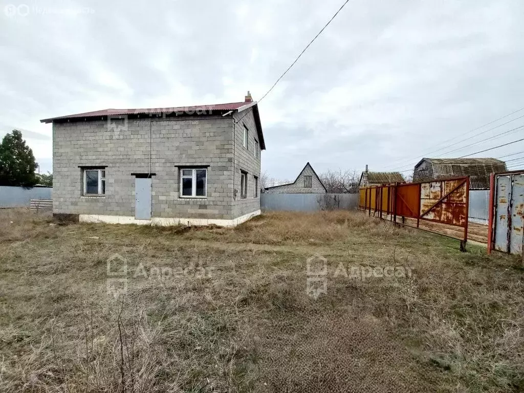 Дом в Волгоград, СНТ Дзержинец, Степной массив, 61-й квартал (123.2 м) - Фото 1
