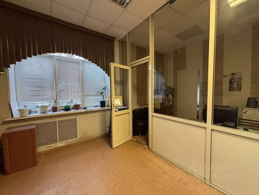 Помещение свободного назначения в Челябинская область, Челябинск ул. ... - Фото 2