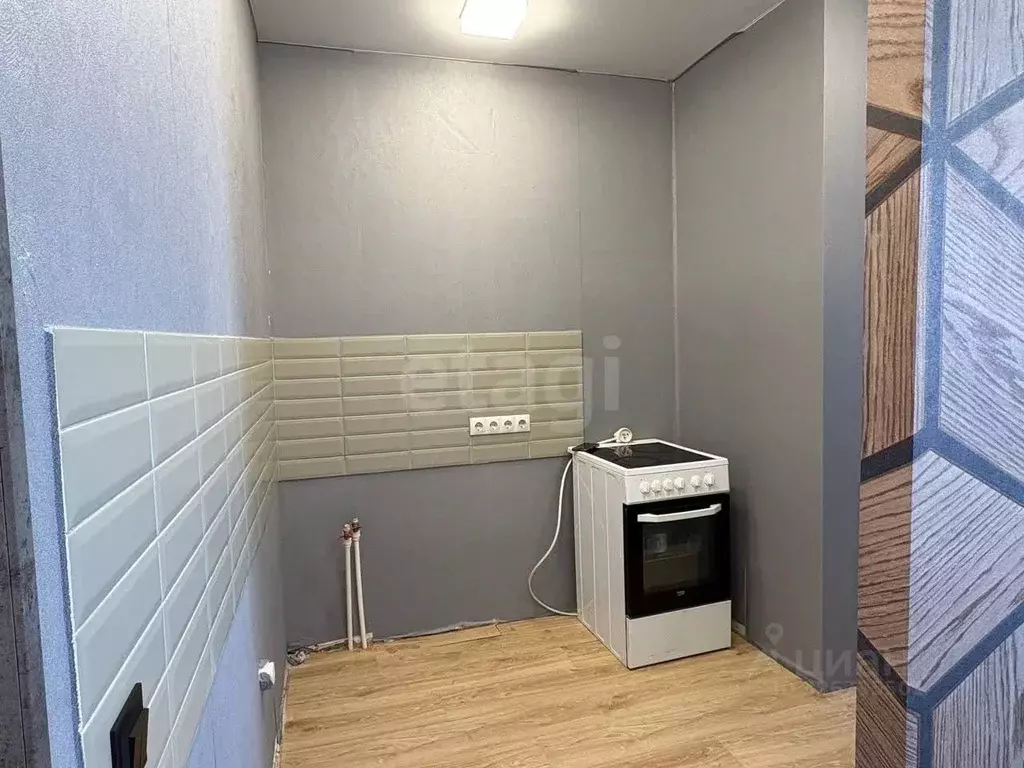 Студия Белгородская область, Шебекино ул. Есенина, 1А (28.1 м) - Фото 2