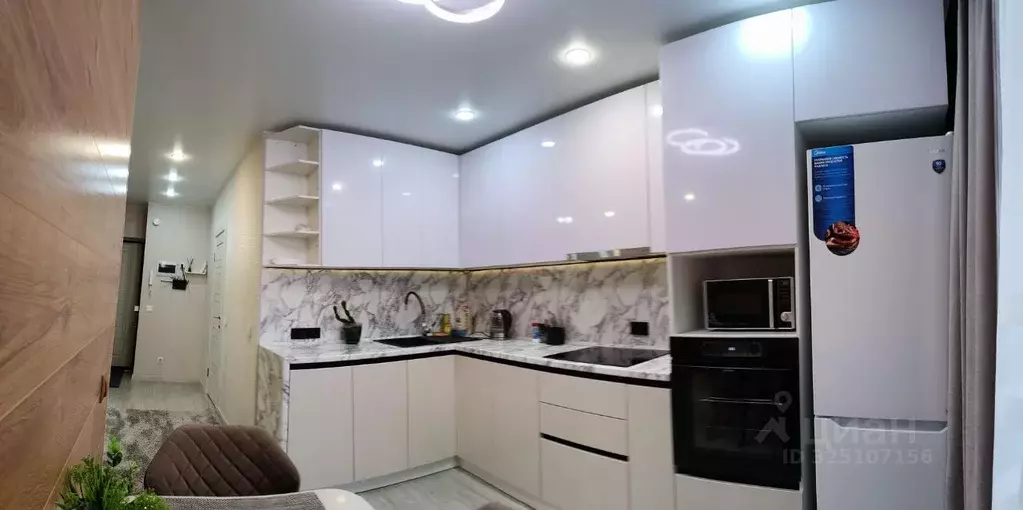 1-к кв. Омская область, Омск Взлетная ул., 15 (42.8 м) - Фото 1