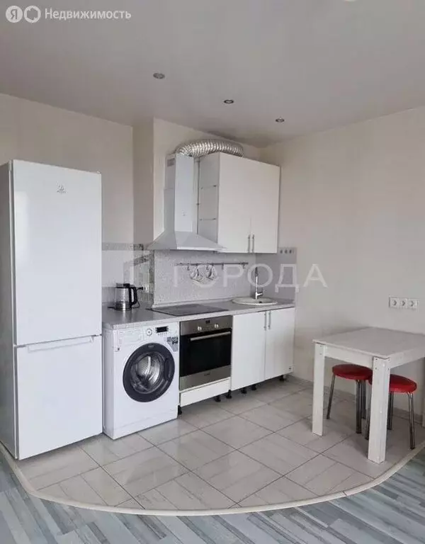 Квартира-студия: Новосибирск, улица Кирова, 236 (28.4 м) - Фото 2