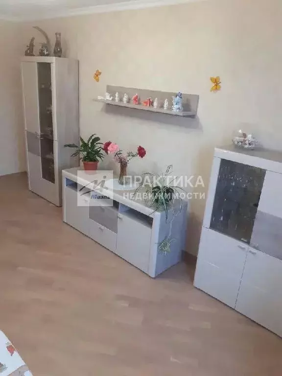 Продается 3-комнатная квартира - Фото 2