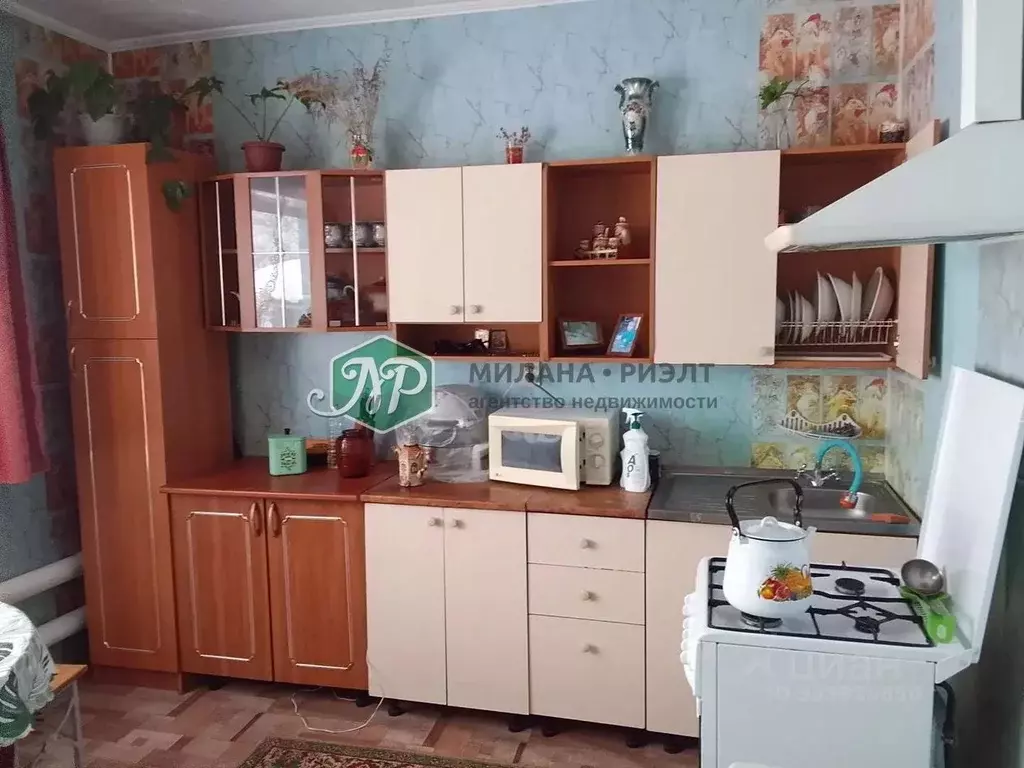 Дом в Омская область, Муромцево рп, Муромцево-2 кв-л  (65 м) - Фото 1