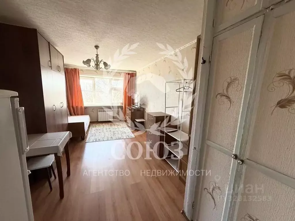 Комната Калужская область, Калуга ул. Веры Андриановой, 26 (17.6 м) - Фото 1