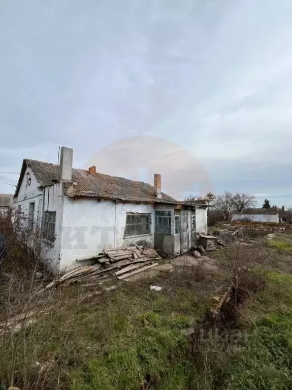 Дом в Крым, Сакский район, Лесновское с/пос, с. Владимировка ул. Новая ... - Фото 2