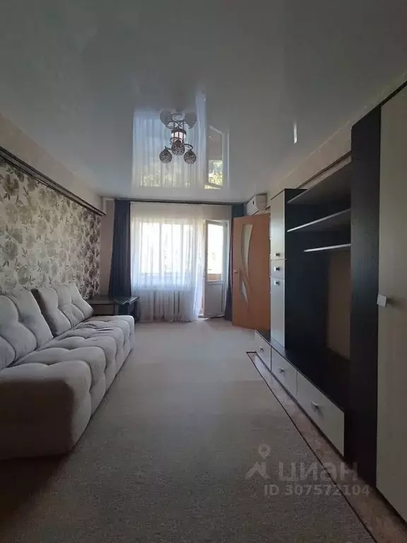 2-к кв. Волгоградская область, Волгоград ул. Кирова, 136 (45.0 м) - Фото 1