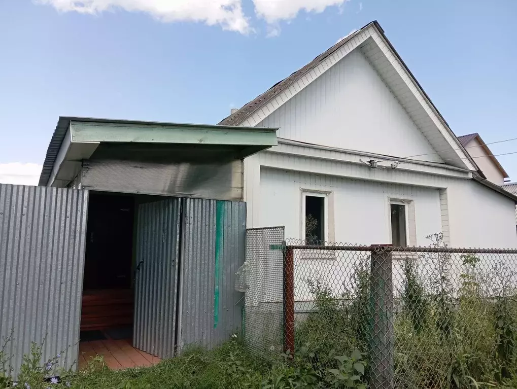 Дом в Пензенская область, с. Бессоновка ул. Костычева, 32 (33 м) - Фото 0